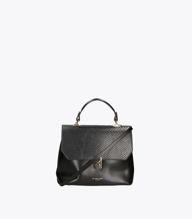 Minimalist Leather Tote Bag for Women Daily Use
