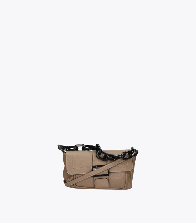 Vintage Leather Shoulder Bag for Women with Chain Strap for Daily Use
