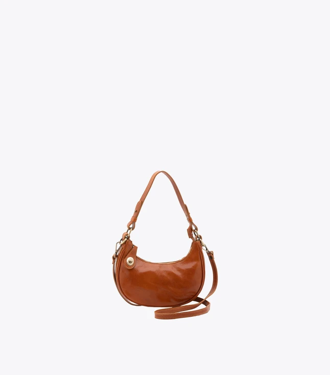 Vintage Leather Crossbody Bag for Women with Zipper Closure and Multiple Pockets
