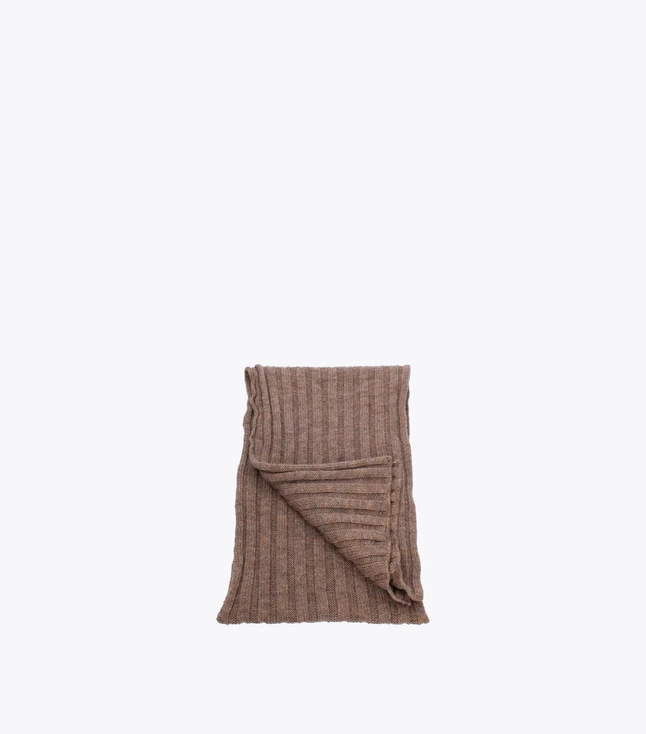 Minimalist Wool Scarf - Women's Accessories for Cold Weather
