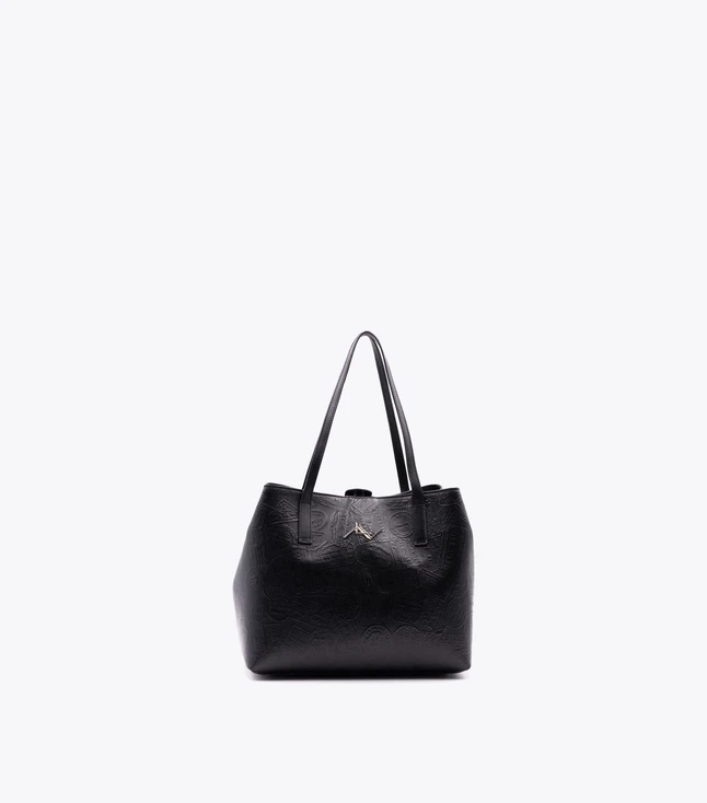 Minimalist Leather Crossbody Bag for Women with Chain Shoulder Strap and Snap Closure

