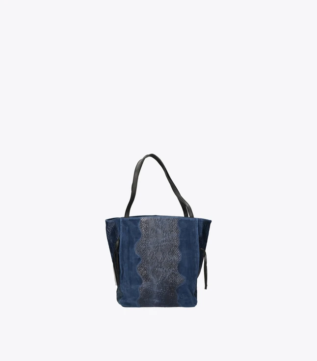 Stylish Italian Leather Tote Bag for Women with Lizard Texture for Daily Use
