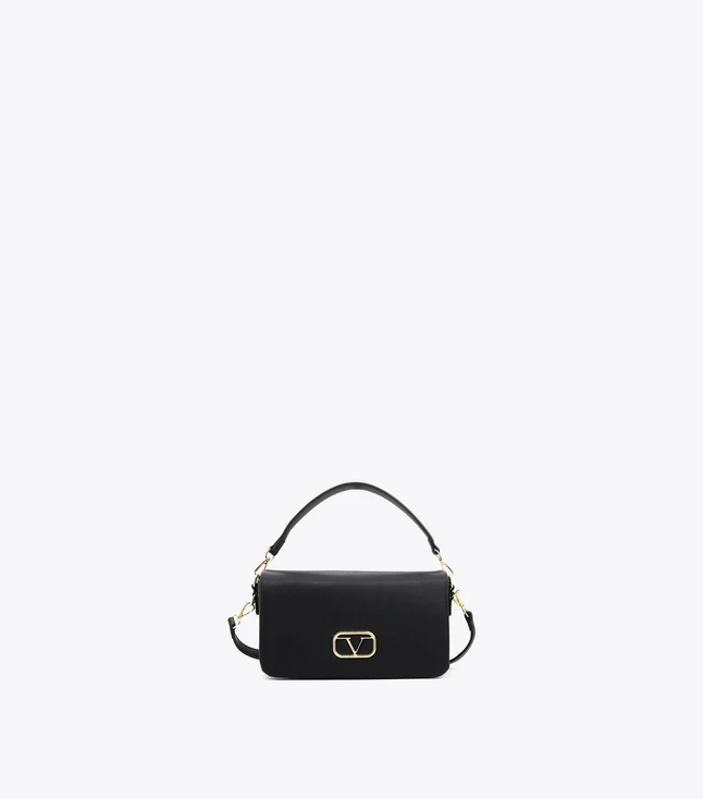 Minimalist Leather Tote Bag for Women with Inner Pockets for Daily Use

