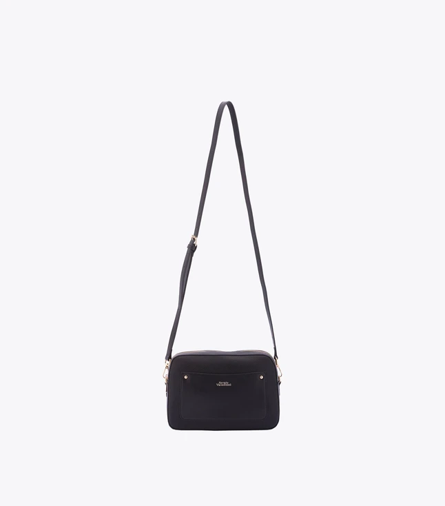 Minimalist Eco-Leather Tote Bag for Women with Inner Pockets and Adjustable Shoulder Strap for Daily Use
