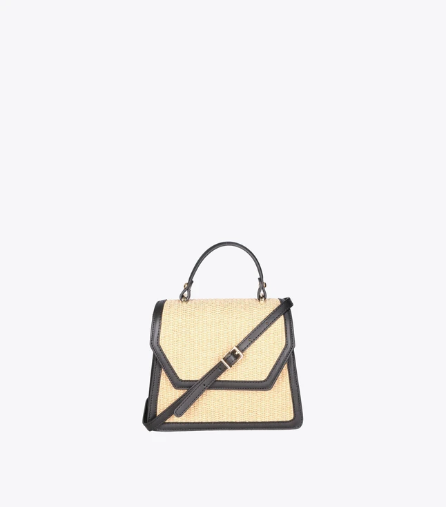Elegant Leather Shoulder Bag for Women Utility

