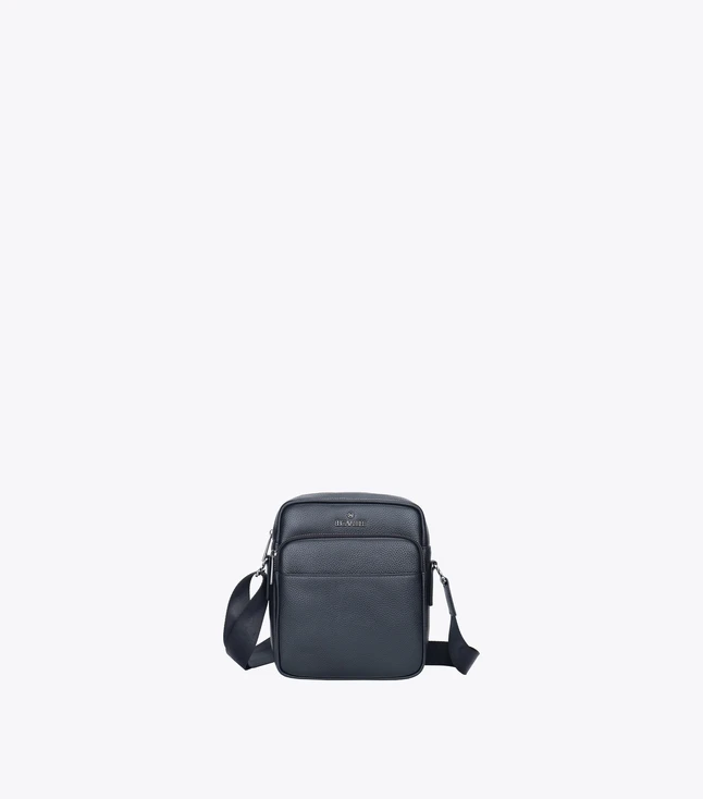 Minimalist Leather Crossbody Bag for Daily Commute