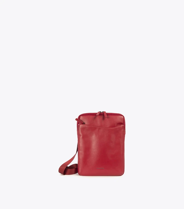 Minimalist Leather Shoulder Bag for Women with Inner Pockets and Handle for Daily Use
