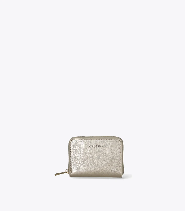Minimalist Leather Wallet for Women with Zipper Closure for Daily Use
