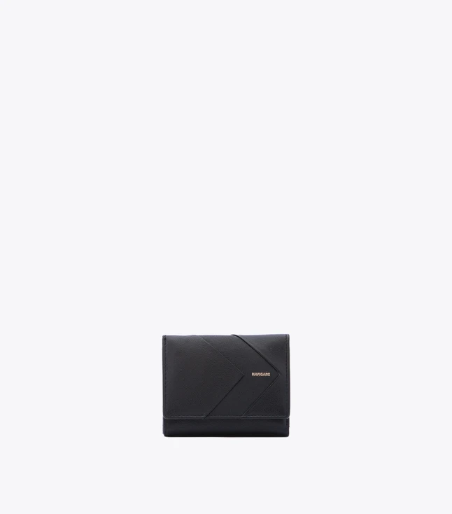 Minimalist Patent Leather Clutch for Evening Essentials