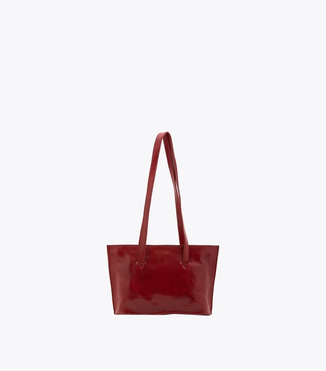 Stylish Italian Leather Backpack for Women with Multiple Zipper Pockets and Adjustable Straps
