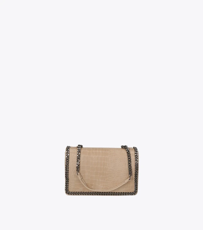Vintage Leather Clutch Bag with Chain Trim for Evening Out
