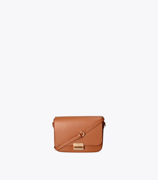 Minimalist Leather Shoulder Bag for Women with Magnetic Closure and Adjustable Strap
