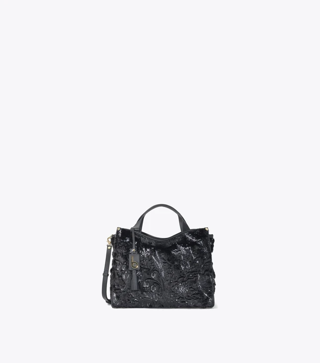 Elegant Leather Handbag with Zipper Closure for Women
