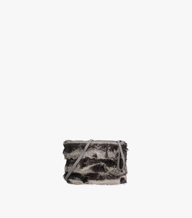 Elegant Leather Shoulder Bag with Drawstring Closure for Women
