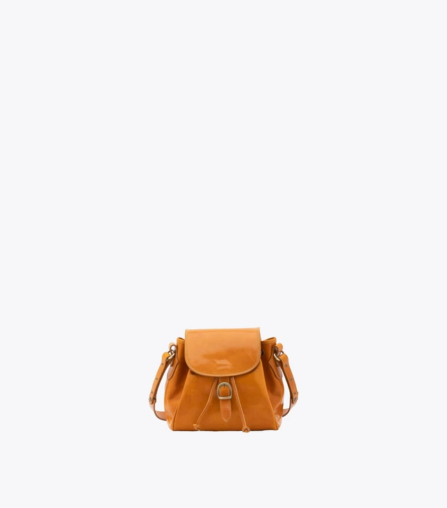 Vintage Leather Crossbody Bag for Women with Multiple Internal and External Pockets for Daily Use
