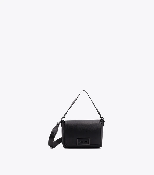 Minimalist Leather Crossbody Bag for Everyday Use