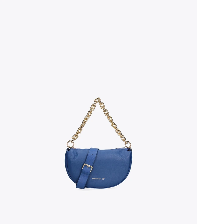 Minimalist Leather Shoulder Bag for Women with Zipper Closure and Inner Pockets
