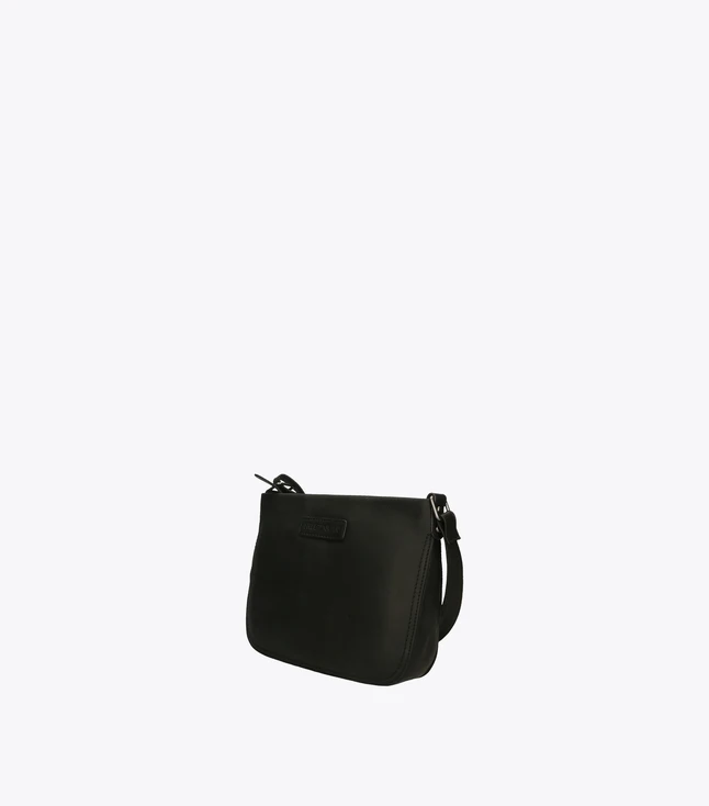 Minimalist Leather Wallet with Zip Closure for Men
