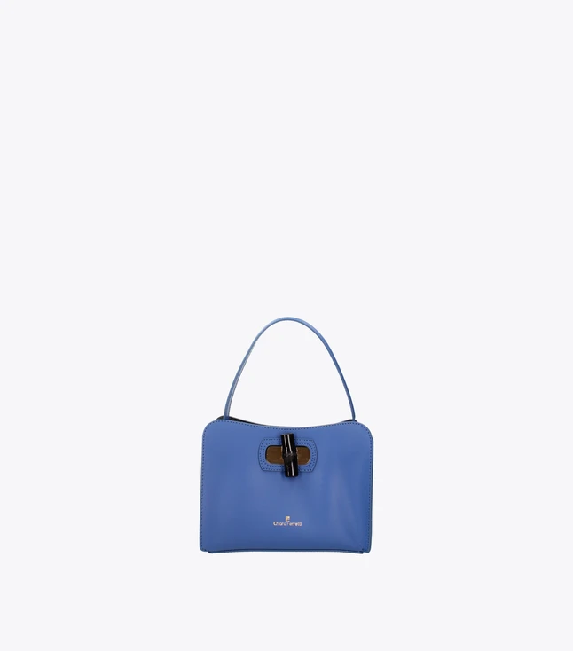 Stylish Italian Leather Shoulder Bag with Inner Pockets for Women Daily Use
