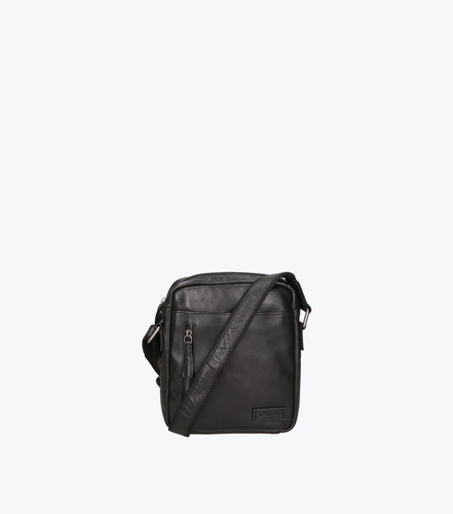 Minimalist Leather Briefcase for Men with Hand-Carried and Shoulder Use
