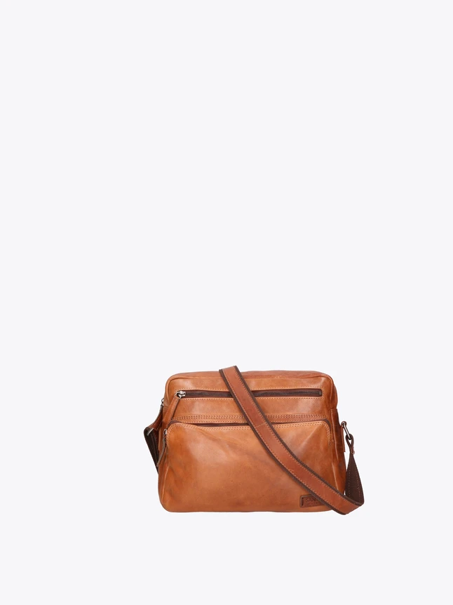 Minimalist Leather Crossbody Bag for Everyday Travel