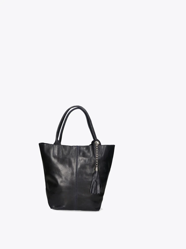 Minimalist Leather Tote Bag for Everyday Use