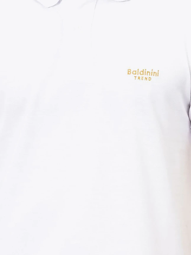 Minimalist Cotton Tee for Everyday Wear