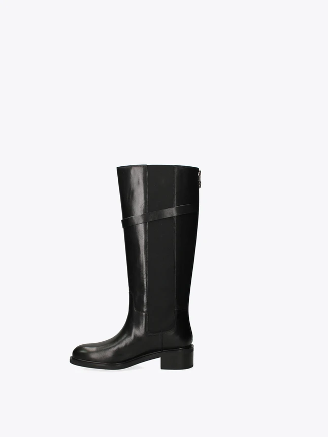 Luxe Leather Knee High Riding Boots with Logo Buckle for Elegant Everyday Wear