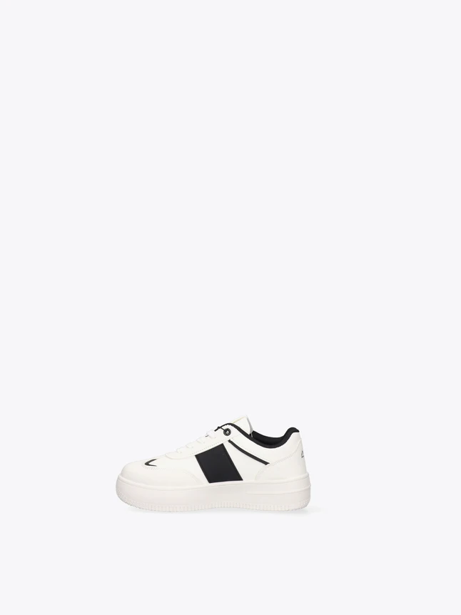 Modern Leather Low Top Platform Sneakers For Urban Casual Style