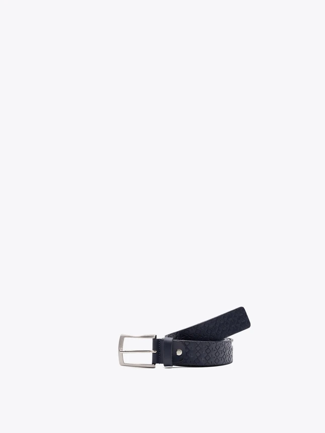 Refined Geometric Pattern Leather Men's Belt with Elegant Pin Buckle