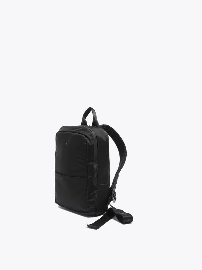 Refined Minimalist Lightweight Backpack Durable for Daily Carry