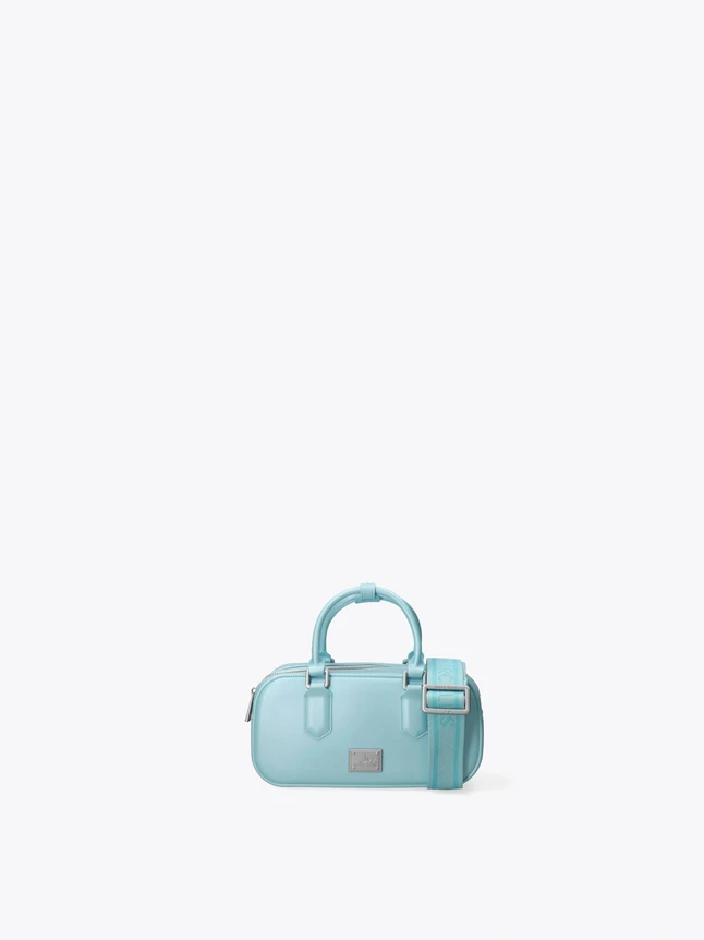 Spacious Vegan Leather Handbag For Special Occasions - Timeless Design