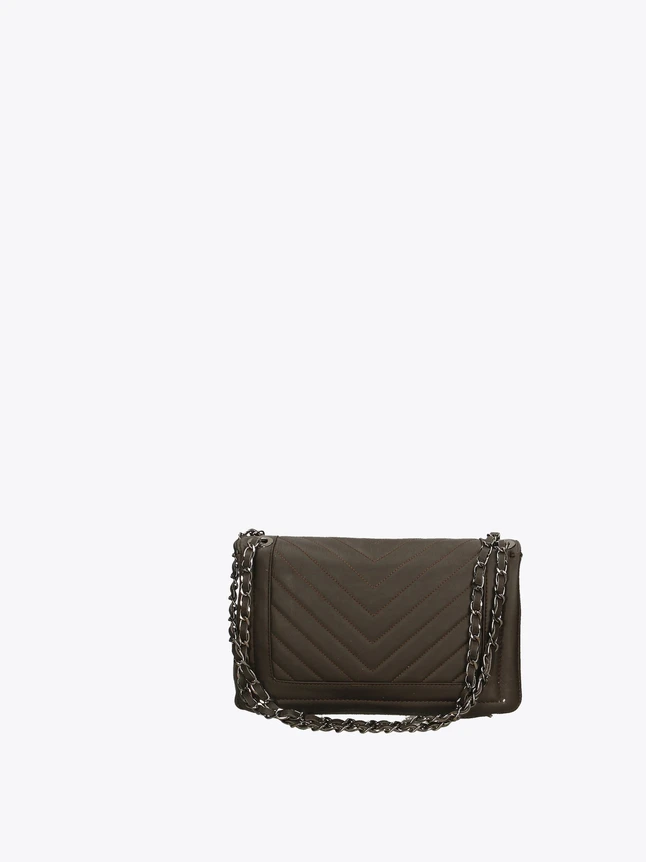 Quilted Chevron Leather Crossbody Bag for Everyday Use