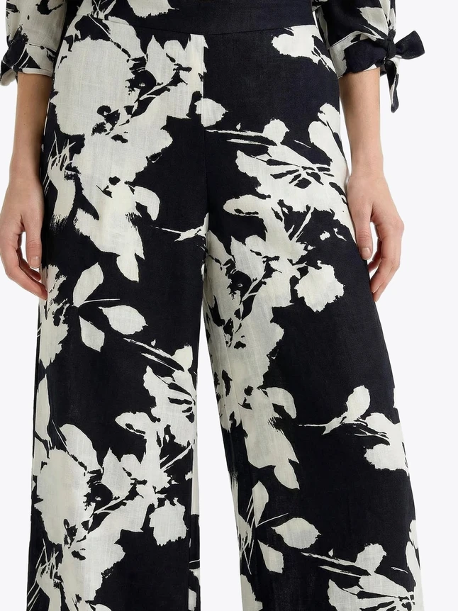 Women's Everyday Pants For Work - Classic Design - Modern Essential