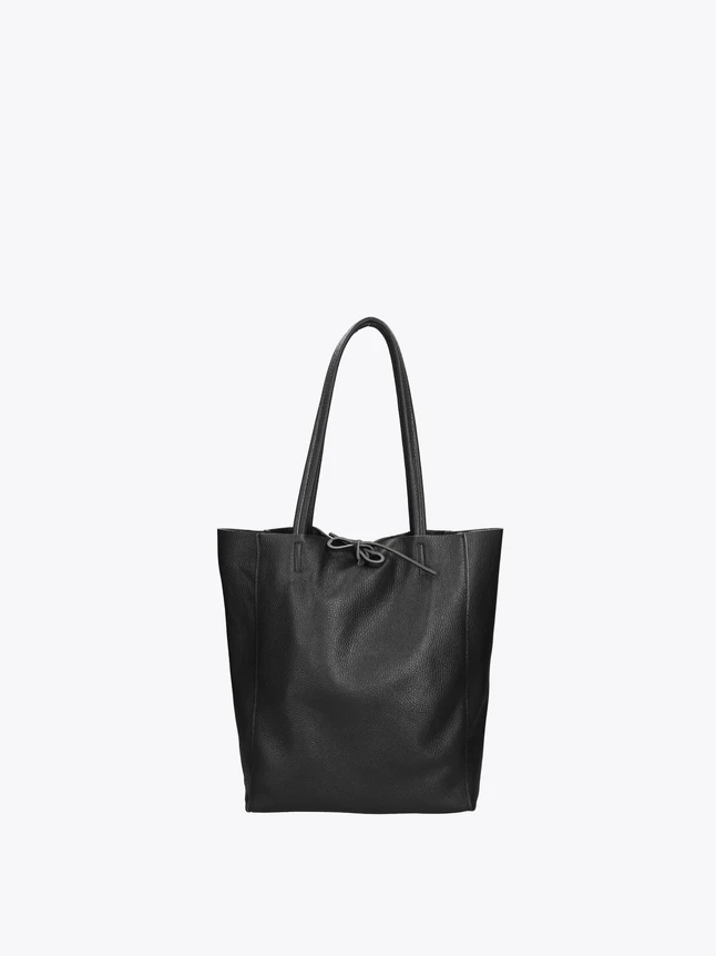 Minimalist Leather Tote Bag for Daily Use And Errands