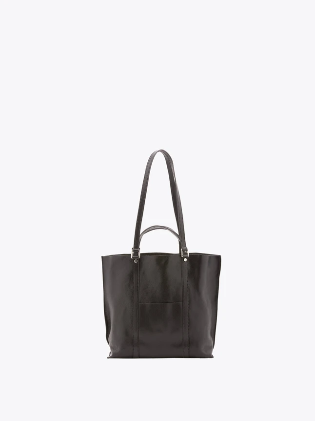 Minimalist Leather Tote Bag for Work And Everyday Use