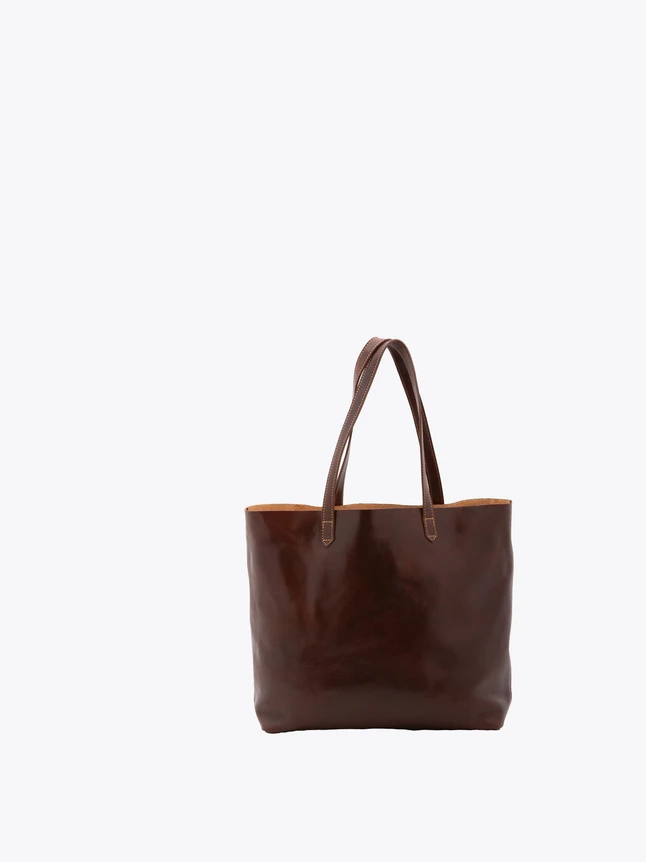 Minimalist Leather Tote Bag for Everyday Use