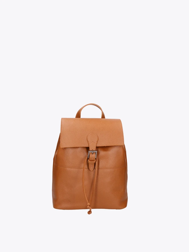 Minimalist Leather Laptop Backpacks for Everyday Use