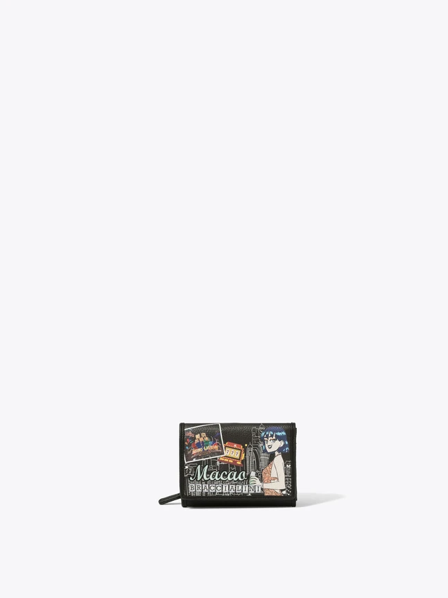 Women's Refined Wallet For Sophisticated Style - Chic Essential