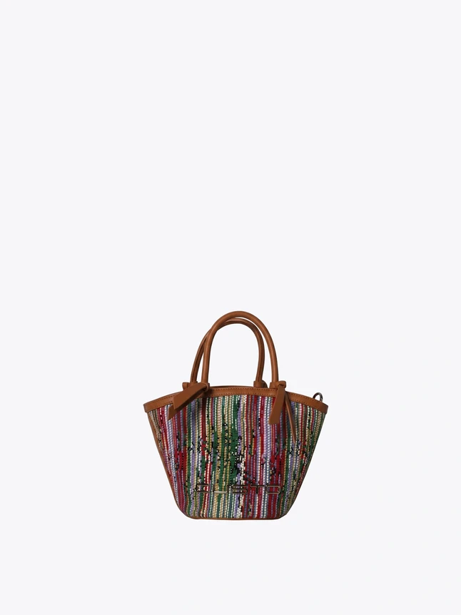 Women's Handbag In Vegan Leather For Everyday Use - Timeless Design