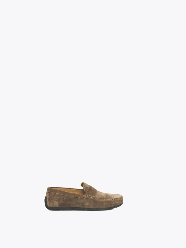 Suede Driving Moccasin Loafer for Casual Everyday Wear