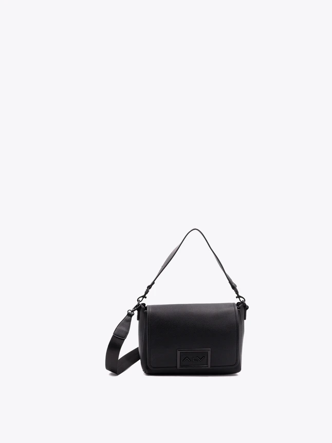 Minimalist Leather Crossbody Bag for Everyday Use