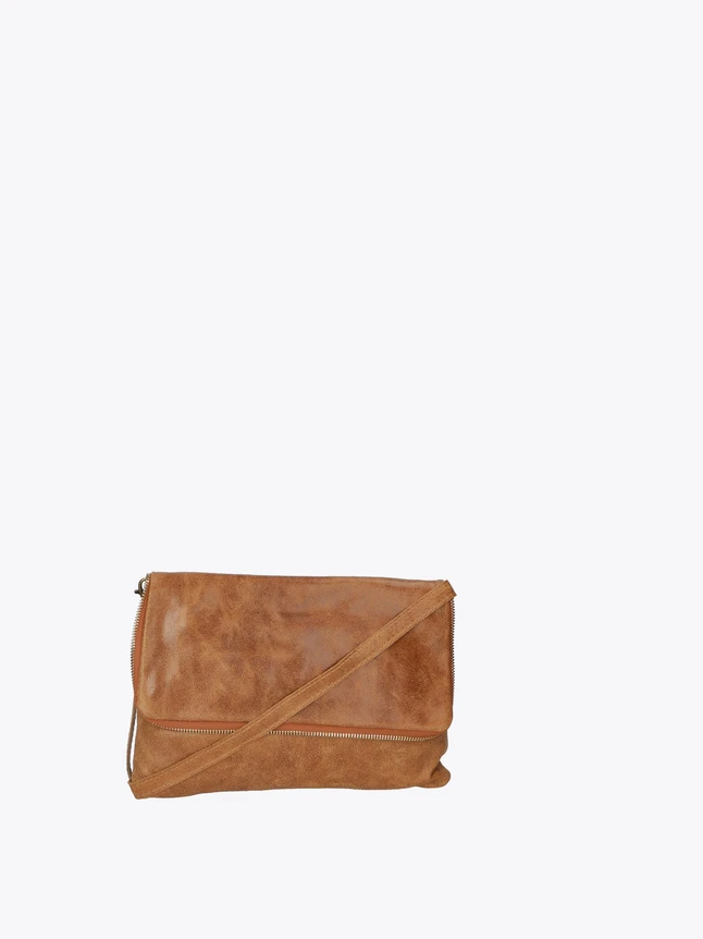 Minimalist Leather Crossbody Bag for Everyday Use