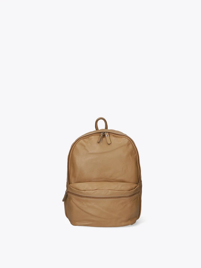 Minimalist Leather Laptop Backpacks for Everyday Use
