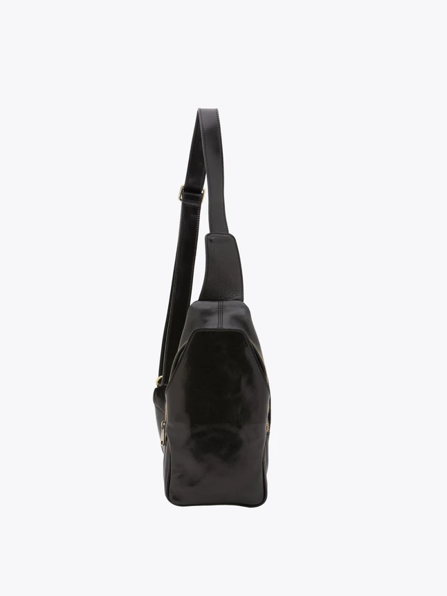 Minimalist Leather Crossbody Belt Bag for Laptop