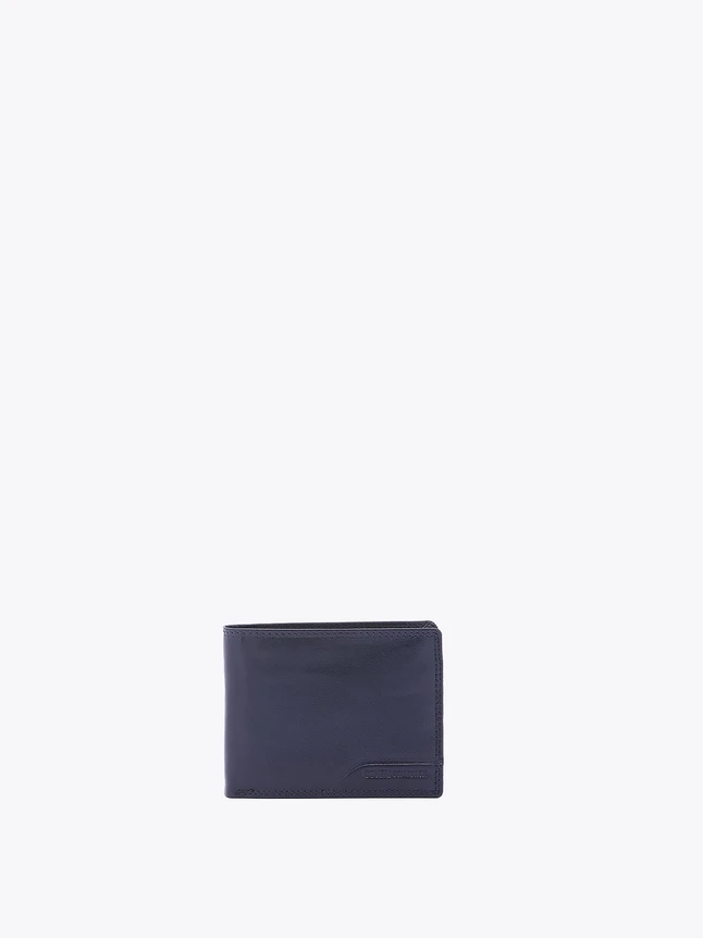 Minimalist Leather Card Wallet for Everyday Use