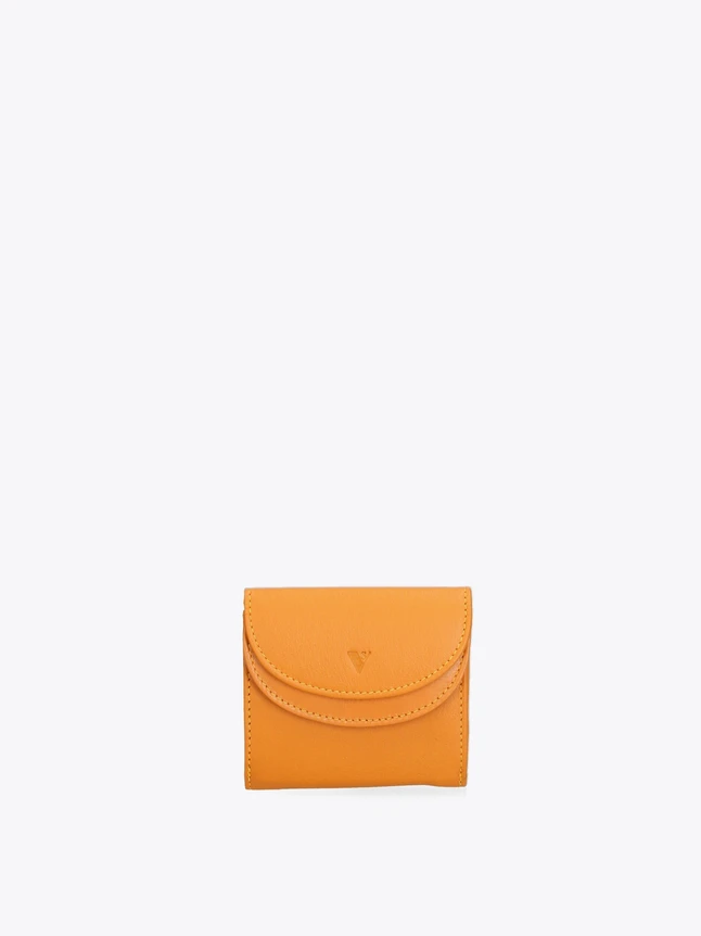 Minimalist Leather Card Wallet for Everyday Essentials