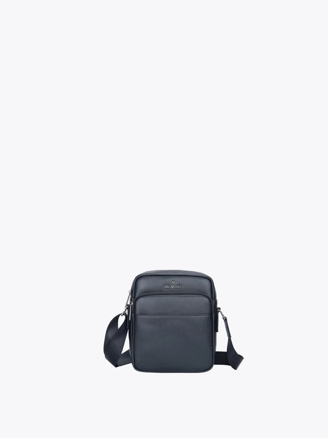 Minimalist Leather Crossbody Bag for Daily Commute