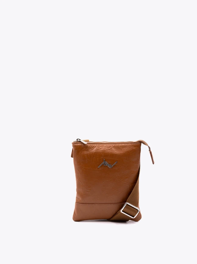 Leather Crossbody Bag Minimalist Design with Adjustable Strap for Everyday Use
