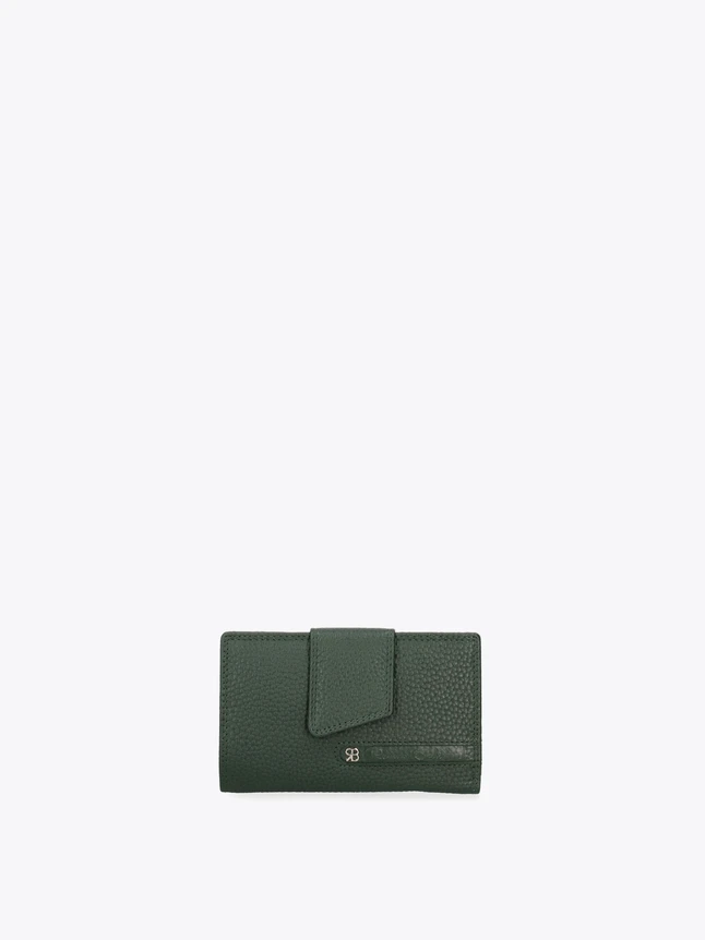 Minimalist Leather Card Holder for Everyday Use